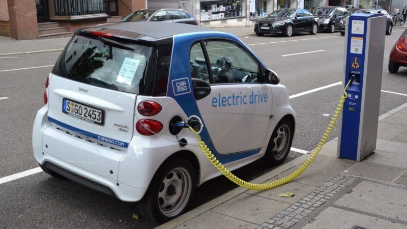 auto manufacturers to south africa drop import tariff on electric vehicles